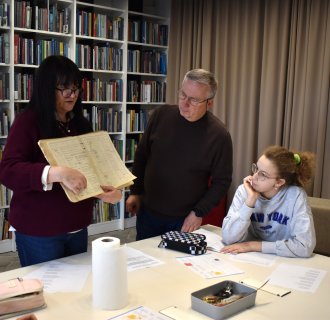 DIEŃ PISANIA PIÓREM