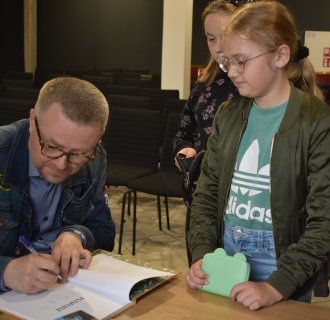 Spotkanie autorskie z Marcinem Koziołem
