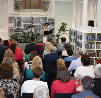 „… z książką przez życie” – pożegnanie długoletniego dyrektora Miejskiej Biblioteki Publicznej w Tarnogrodzie