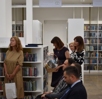 „… z książką przez życie” – pożegnanie długoletniego dyrektora Miejskiej Biblioteki Publicznej w Tarnogrodzie