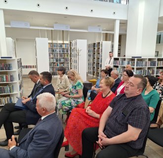 „… z książką przez życie” – pożegnanie długoletniego dyrektora Miejskiej Biblioteki Publicznej w Tarnogrodzie