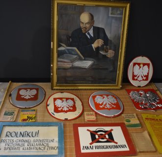ŚWIAT PRL-U ZE ZBIORÓW IRENEUSZA SCHABA